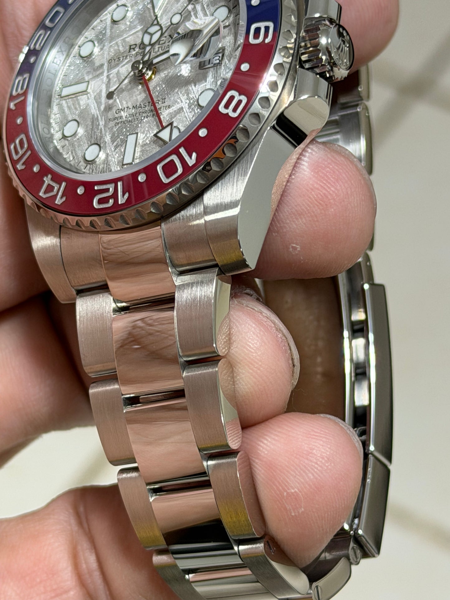 WHITE GOLD WATCH PLATING
